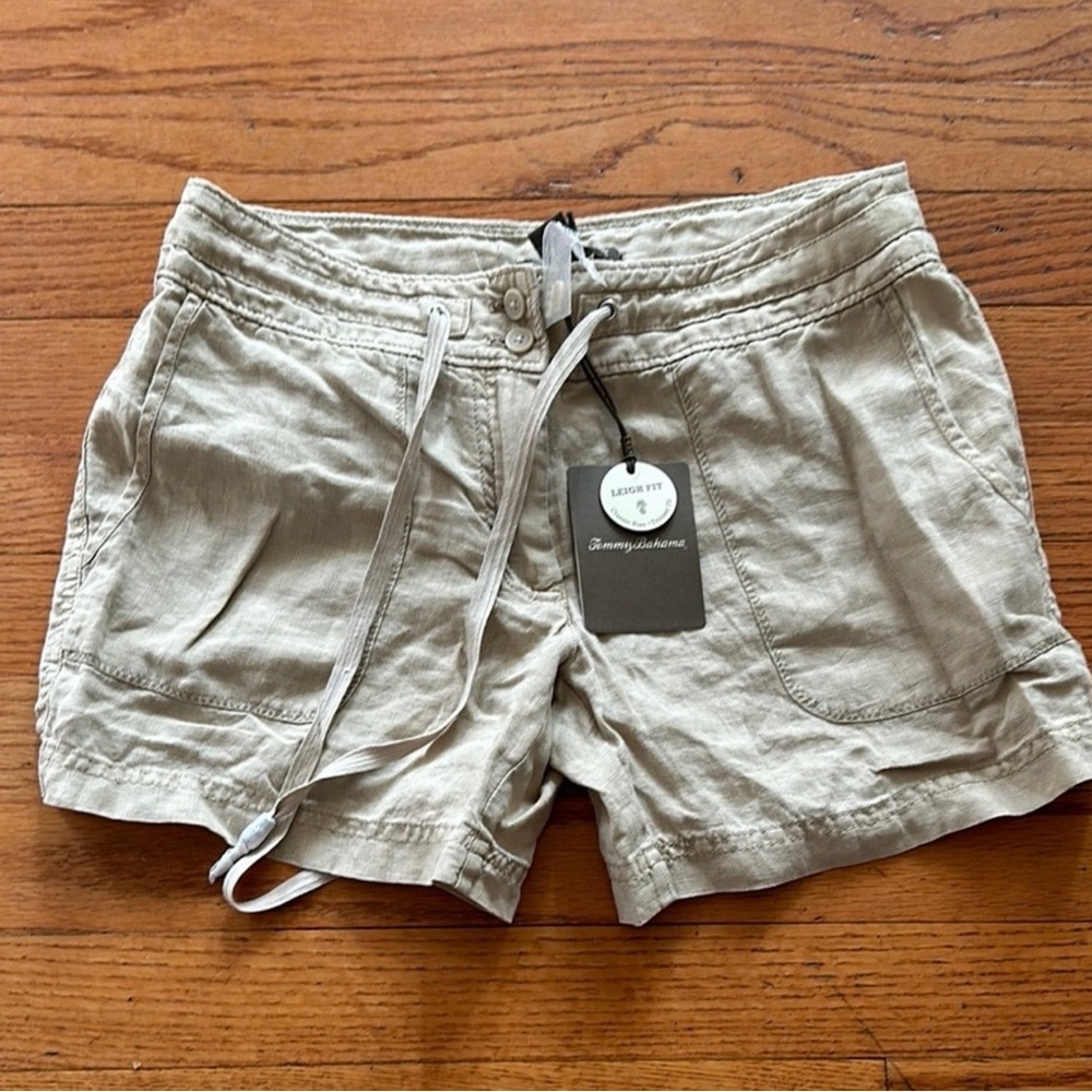 Tommy Bahama Beige/Tan Cargo Shorts 6 NWT